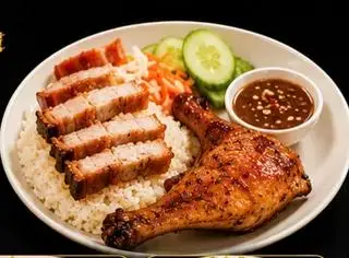 Hình ảnh Cơm thịt quay - đùi gà