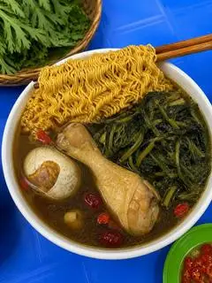 Hình ảnh Mỳ Gà Tần Thuốc Bắc - Size Full topping