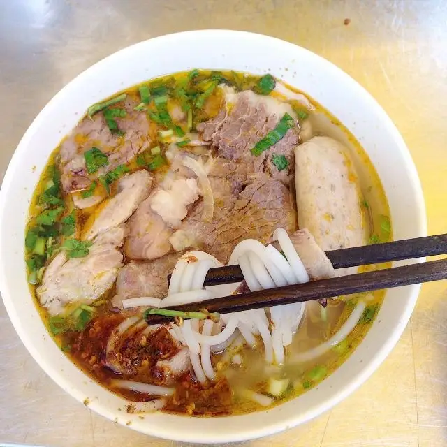Bún Bò - 73.000 ₫ tại Phở Lan - Nguyễn Thái Sơn