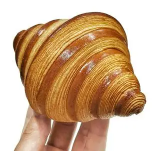 Hình ảnh croissant truyền thống