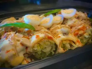 Hình ảnh Bánh tráng cuộn sốt bơ