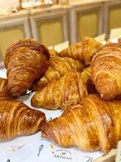 Croissant - 32.000 ₫ tại ARTISAN - Bakery & Cafe - Saigon Riverside Complex