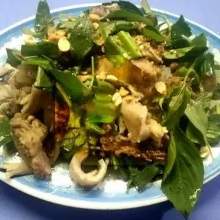 Gỏi má heo - 78.000 ₫ tại Quán 42T1 - Cháo Lòng Má Heo & Bò Lá Lốt - Đường T1