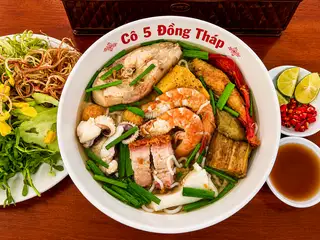 Bún mắm - Tô Đặc Biệt Cá Hú (tô nhựa) - 123.000 ₫ tại Bún Mắm Cô 5 Đồng Tháp - Dương Bá Trạc