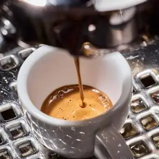 Espresso - 25.000 ₫ tại Sugar's - Bánh Ngọt & Cà Phê - Đỗ Quang Đẩu