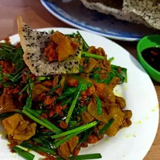 Lòng xào nghệ - 78.000 ₫ tại Quán 42T1 - Cháo Lòng Má Heo & Bò Lá Lốt - Đường T1