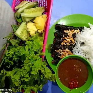 Bò lá lốt - 43.000 ₫ tại Quán 42T1 - Cháo Lòng Má Heo & Bò Lá Lốt - Đường T1