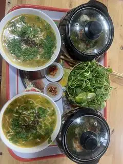 Hình ảnh bánh canh đầu cá lớn