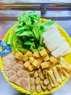 Bún, Đậu,Dồi, chả cốm,Ram tôm  - 56.000 ₫ tại Quán Phan - Bún Đậu Mắm Tôm - Man Thiện