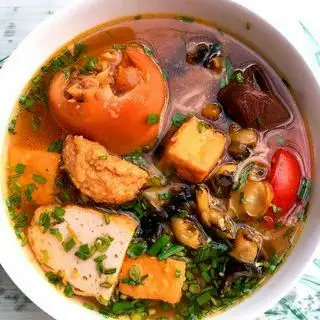 Bún riêu đặc biệt - cua - chả-ốc - giò heo - 50.000 ₫ tại Quán 17 - Bún Riêu & Canh Bún Giò Heo Cua Ốc - Lê Lai