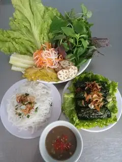 Bò lá lốt - 60.000 ₫ tại Bà Út - Cơm Tấm & Bún Thịt Nướng - Bùi Đình Túy