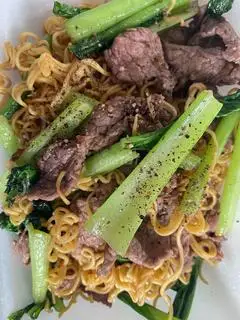 Hình ảnh mì xào bò 
