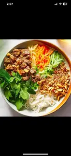 Hình ảnh Bún trộn thịt nướng 