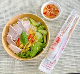 Hình ảnh Bún Nước Mắm Chua Ngọt Thịt Đùi Heo 