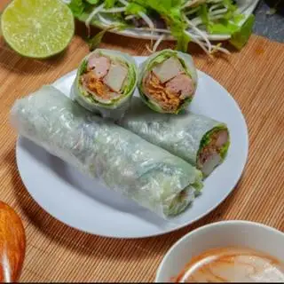 Gỏi Cuốn thập cẩm - 25.000 ₫ tại Bún Chả Cá Quy Nhơn - Quán 8 Hướng - Nguyễn Sơn
