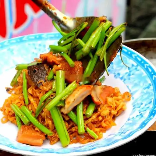 Hình ảnh Phá lấu xào mì 2 vắt