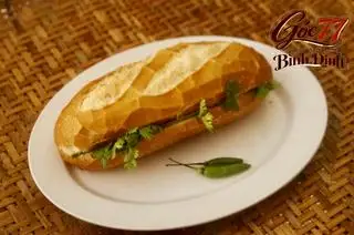 Hình ảnh Bánh mì Bình Định