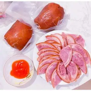 Hình ảnh 1 Cái Chân Giò Hun Khói
