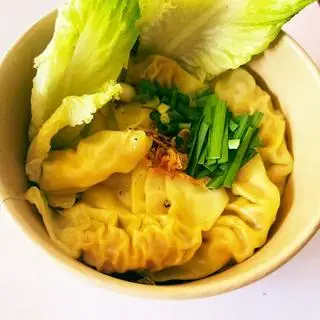 Hình ảnh Hoành thánh xá xíu 