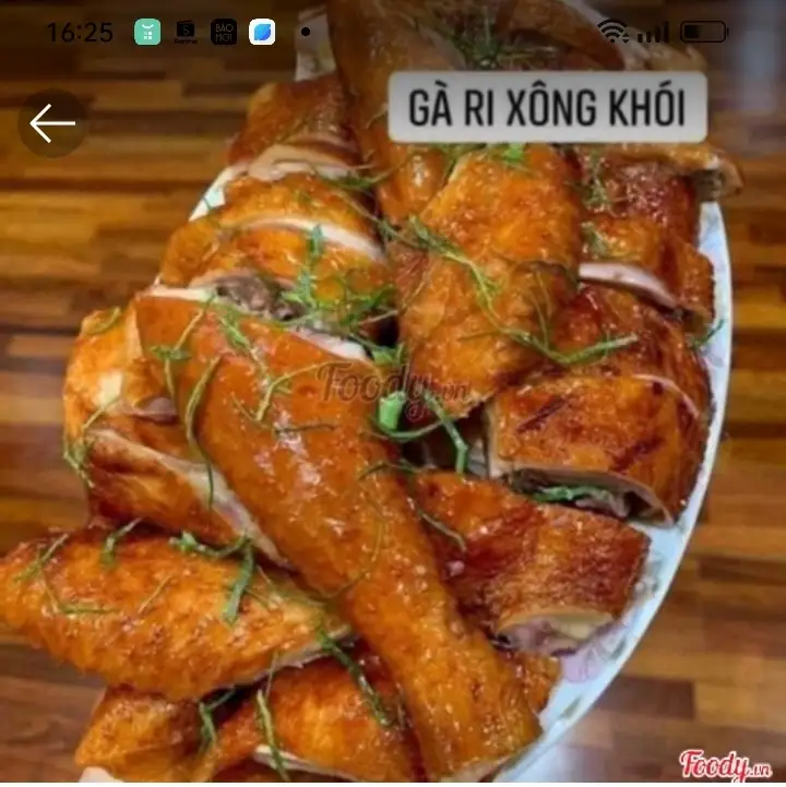 Hình ảnh Gà hun khói 1 con kèm 2 sốt chấm