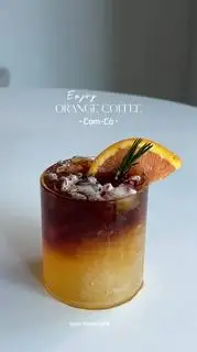 Cà cam - Orange Coffee - 40.000 ₫ tại Sugar's - Bánh Ngọt & Cà Phê - Đỗ Quang Đẩu