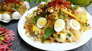 Hình ảnh Bánh tráng phơi sương trộn đầy đủ