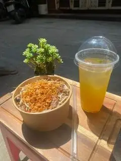 Hình ảnh combo Bún bò + Trà quất