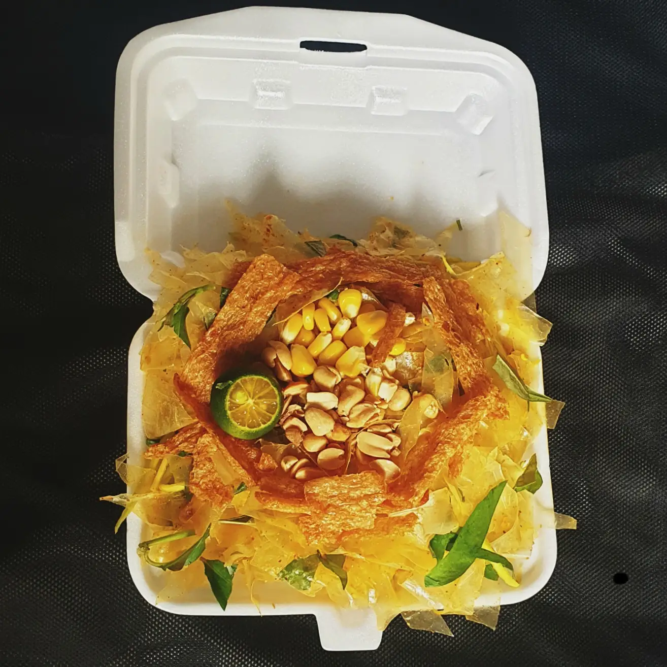 Bánh Tráng Trộn Chay - 34.000 ₫ tại Mr. Pear - Bánh Tráng Trộn & Trứng Gà Nướng - Đường Số 9