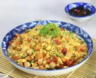 Hình ảnh CƠM DƯƠNG CHÂU