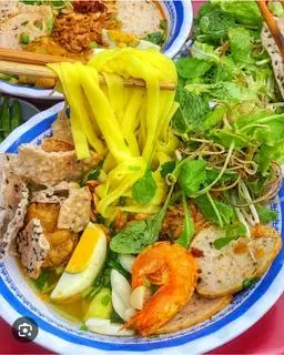 mì quảng đặt biệt - 50.000 ₫ tại Bé Mập - Bánh Canh & Bún Chả Cá - Đường Số 5