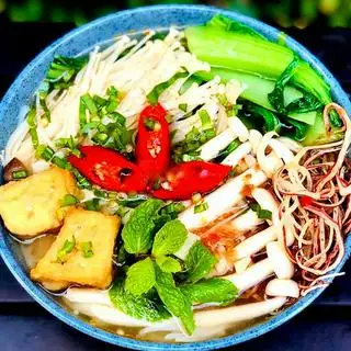 Bún Thái - 1 trà chanh  - 79.000 ₫ tại Aaangon - Chay Khoẻ Chay Ngon - Nguyễn Trãi