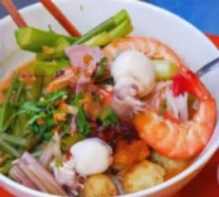 Hình ảnh Bún Thái tôm + cá viên