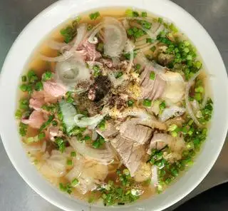 Phở Nạm Gầu - 70.000 ₫ tại Phở Nhà AnNa - Huỳnh Văn Bánh