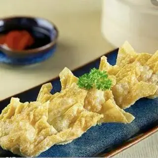 Hoành Thánh  - 14.000 ₫ tại Bún Trộn Sen Hồng - Đoàn Văn Bơ