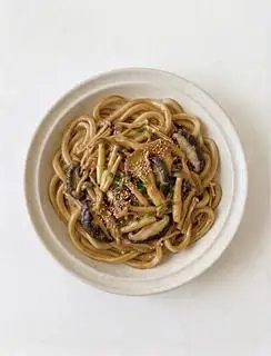 Mì Udon Nấm Sốt Mè - 65.000 ₫ tại Mè Chì - Mì, Chè & Khoai - Trần Văn Đang