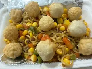 Hình ảnh Mì Trộn Viên Cá