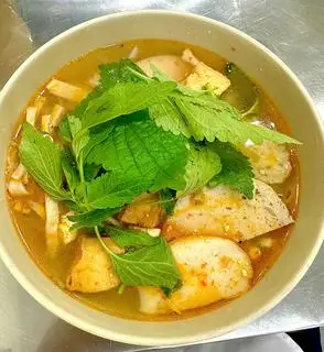 Hình ảnh Bún Riêu Nấm Chả Lụa