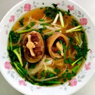 Phở đuôi bò - 85.000 ₫ tại Phở Phú Vương - Nguyễn Thái Bình