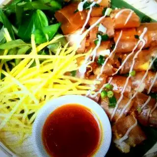 Bánh Tráng Cuốn Thập Cẩm Size Lớn - 40.000 ₫ tại Bánh Tráng Trộn 34 - Đồng Đen