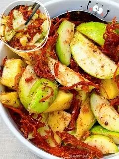 Hình ảnh cóc lắc bò khô sốt me 