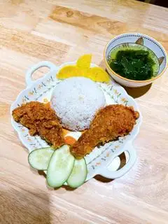 Hình ảnh Cơm gà sốt chua ngọt