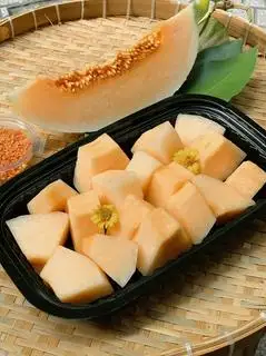 Hộp Dưa Lưới - 49.000 ₫ tại Chú Pun - Trái Cây Cắt Sẵn & Nước Ép - Hùynh Tấn Phát
