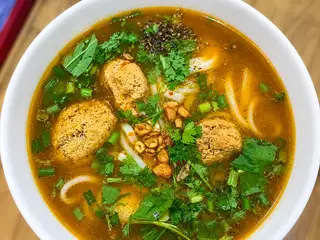 Bánh Canh Trứng Cút + Chả Cua - 66.000 ₫ tại Bánh Canh Cá Lóc Thái Ngọc - Phạm Thế Hiển