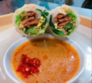 Bánh cuốn chả cá - 28.000 ₫ tại Bánh Cuốn Tây Sơn - Tiệm Nhà Huy - Thăng Long