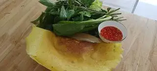Hình ảnh Bánh xèo tôm thịt miền Tây