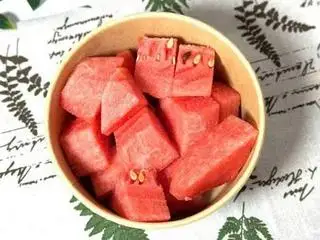 Hình ảnh Dưa Hấu Cắt Sẵn 300gr