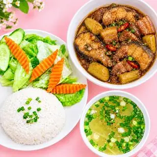 Hình ảnh Cơm cá trắm kho 