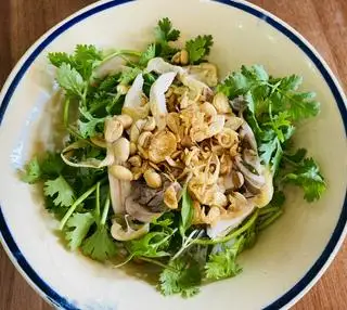 Phở trộn truyền thống - 79.000 ₫ tại Phở Nhà Khoai - Nguyễn Thị Minh Khai