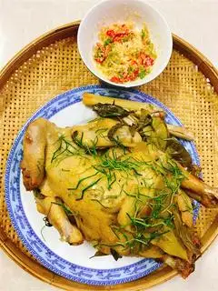 Gà Hấp Xả Lá Chanh Nguyên Con - 250.000 ₫ tại HD Food - Gà Ủ Muối Hoa Tiêu - Đỗ Xuân Hợp
