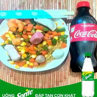 Hình ảnh Mì trộn thập cẩm
